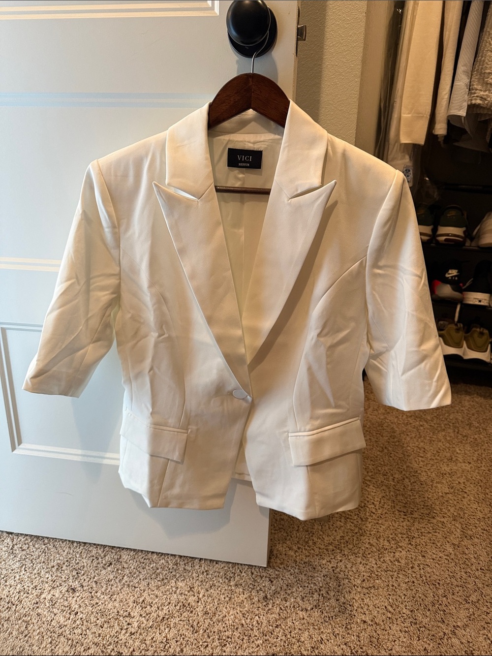 VICI Cream Short Sleeve Tailored Blazer